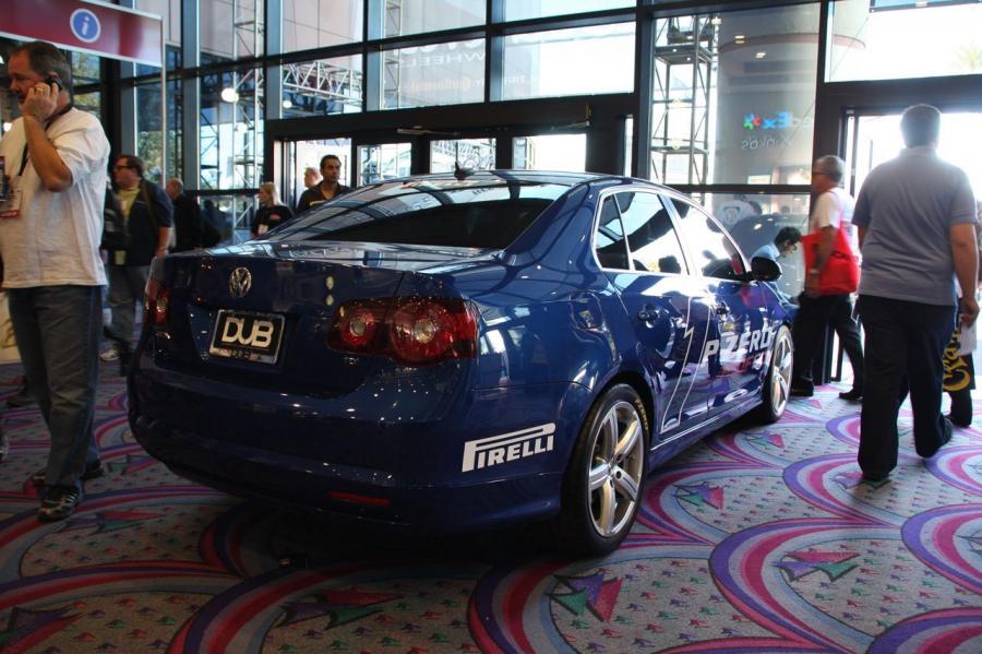  Volkswagen Jetta TDi Cup Street Edition 2009 года  (фото 2 из 13)